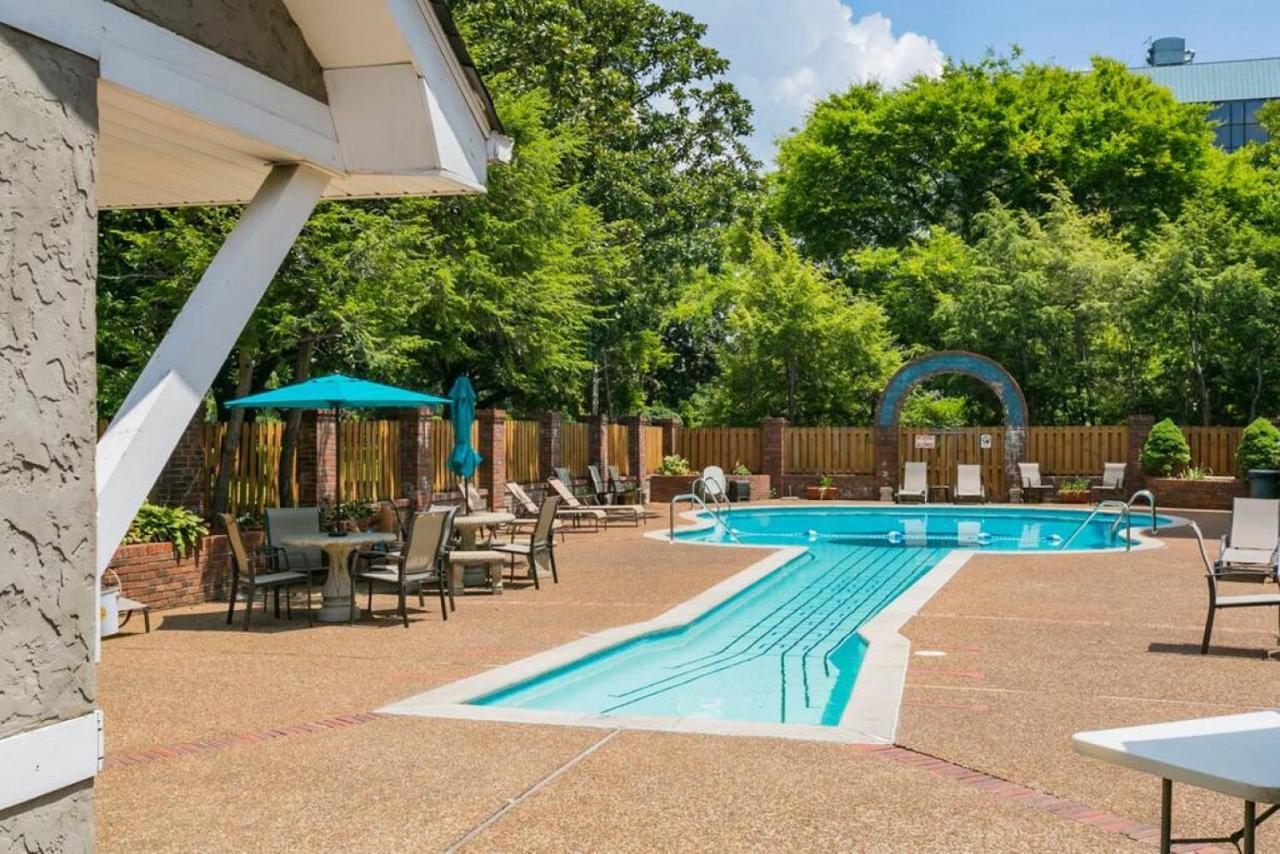 Music Row Retreat - 3 Beds, 1 Bedroom, Pool, Parking Nashville Exterior foto